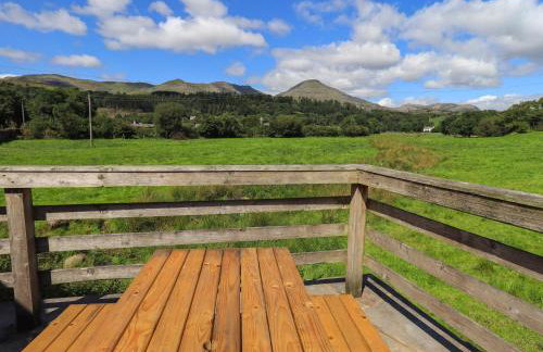 Ellis Howe - Photo 31