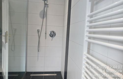 exklusives lichtdurchflutetes Apartment incl Gästegarten umzäunt - Foto 15