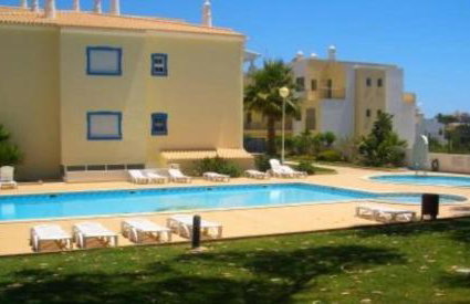 Flamingos Apartment with 2 swimming pool com check in e check out ao domingo em julho e agosto - Foto 19