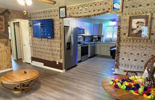 Kikis Tikis! Fun Themed Home - Foto 12