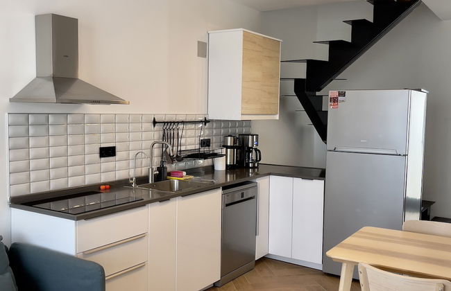 OlivAparts - Photo 25