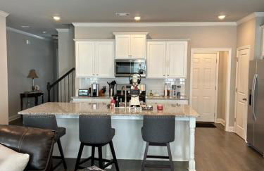 New Townhouse-Strong Wi-FI - Foto 10