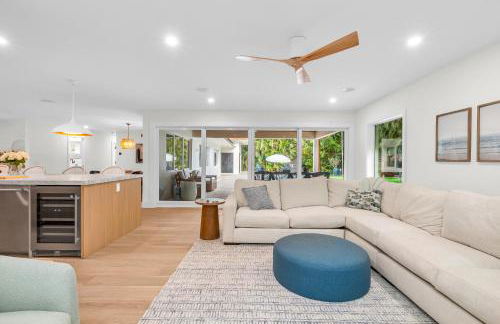 Spacious, Elegant 5 Bed, Best Pool, All New, Close to Beach and Atlantic Ave - Photo 25