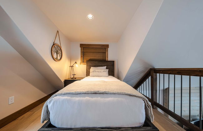 Wilderness Club Cottage on 18th Green - Photo 6