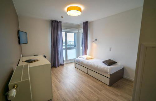All Suites Appart Hôtel - Choisy-le-Roi - Photo 1