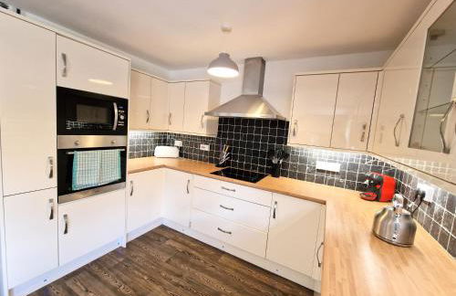 Lbtie Lodge with Two Private Hot Tubs - Fife - Loch Leven - Lomond Hills - Photo 27