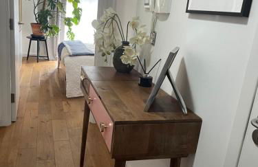 Peloton Organic Health Apartment in Angel, Old Street, Islington - Foto 59