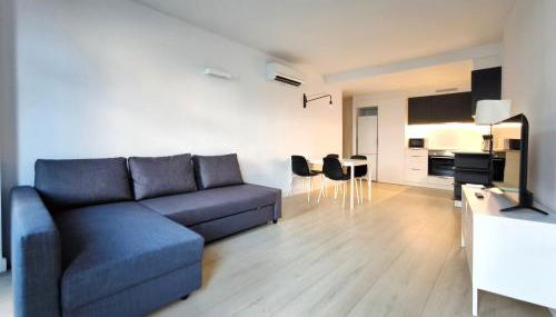 Apartamento céntrico, moderno, Terrassa Rambla - Photo 1