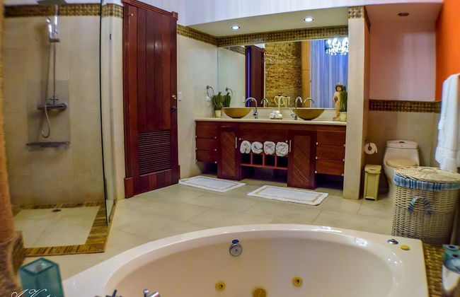 5-star Villa for Rent in Moroccan-style at Casa de Campo - Large Pool Jacuzzi Staff - Photo 15