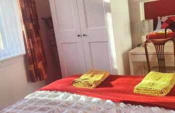 Parkside 2 bedrooms appartment with encolsed garden - Foto 3