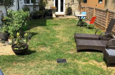 The Old Rectory Retreat - Photo 15