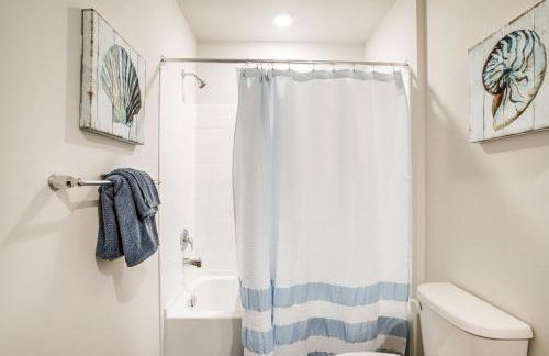 Pool Access and Beach Shuttle Millville Townhome! - Foto 20