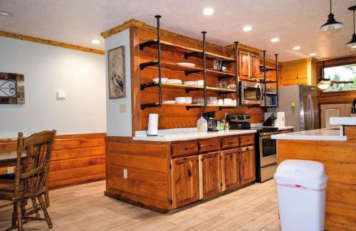 Bay Dreamer Custom Lakefront House, Boathouse and - Foto 31