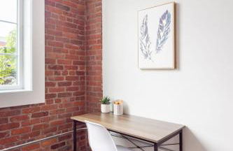 Jennifer's Stylish Downtown Brick Foundry Escape - Foto 15