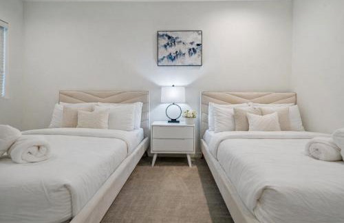 Venice Marina Water Front Luxury Condo - Photo 22