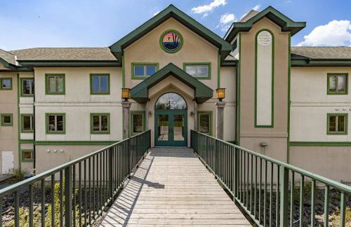 Breathtaking Lake Views King Suite, Queen Beds, Kitchen and Heated Indoor and Outdoor Pools - Foto 34