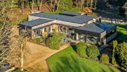 La Villa des Légendes - Spa & Swimming Pool - Foto 2, Garden view