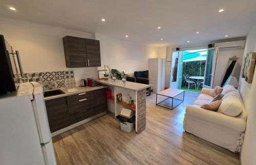 jolie appartement avec piscine - Foto 2