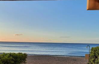 GENIETEN OP HET STRAND - Foto 1