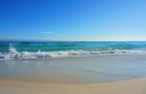 Gulfside Getaway - Photo 15