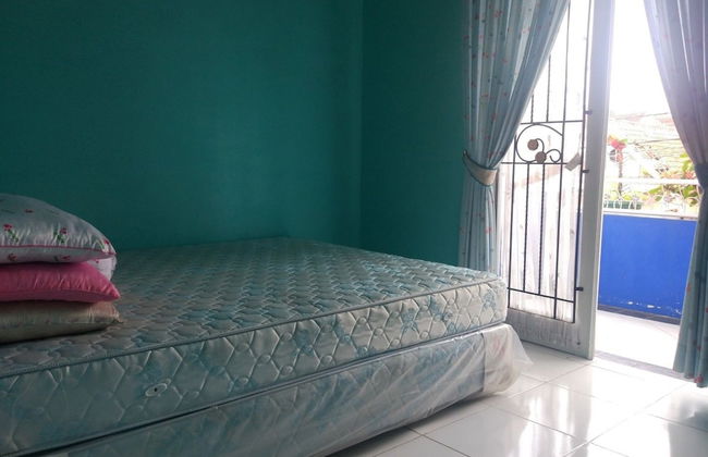 Villa Abdi Cipanas with Swimming Pool - Foto 7