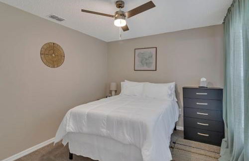 Disney Themed House Free Heated Pool close Disney 5br 9bd - Foto 15