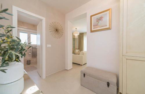 Apt GioAn Novigrad, 500m to Sea, private heated Jacuzzi, BBQ, free parking - Photo 27