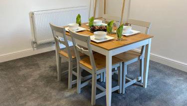 Contractor Friendly - Long Stay Discount - Foto 5