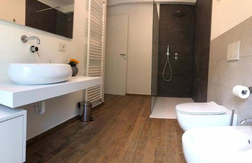 Wind Rose Apartments 2 - Photo 6