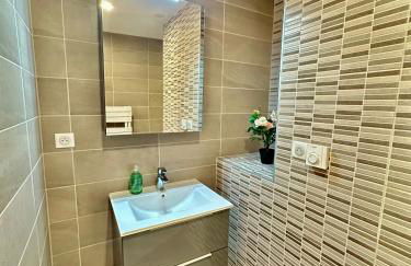 Holiday Suite City Center Airport Swiss Border Shopping mall - Foto 18