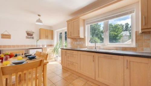 3 Bed Holiday Home in Llandeilo with log burner - Foto 4