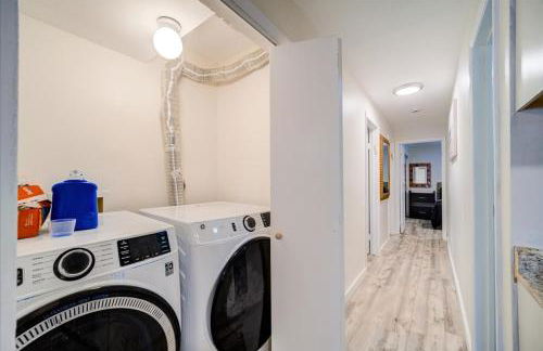 Catskills Lakefront with Hot Tub, Sauna and Theater - Foto 16