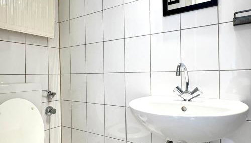 Meribu W18-20 Wohnung für Monteure und Arbeiter - Foto 5