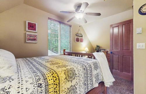 Fireside Escape at Lake Cushman - Photo 17