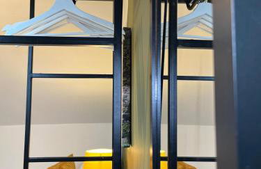 Ideal 4-bed home sleeps 7 - Nr Trafford Ctr & M60 - Foto 56