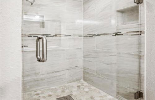 Beachside Pearl by Ryson Vacation Rentals - Photo 21