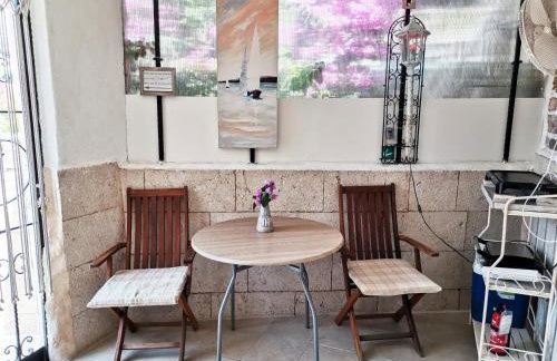 Apartment Alena with terrace and garden Center Jelsa - Photo 9