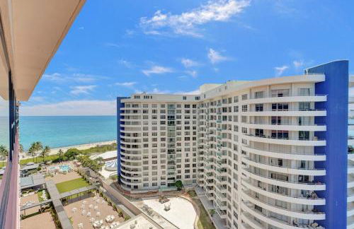 Luxury Ocean View Condo with Beach Service 1621 - Foto 62