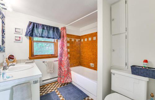 Cozy Apt Less Than 1 Mi Near Lake Huron and Mackinac Island! - Foto 16