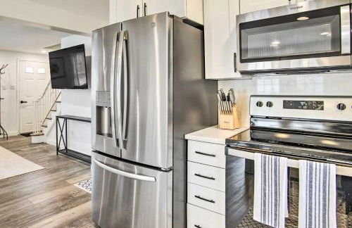 4 Mi to Beach! Family-Friendly Edgartown Escape - Foto 12