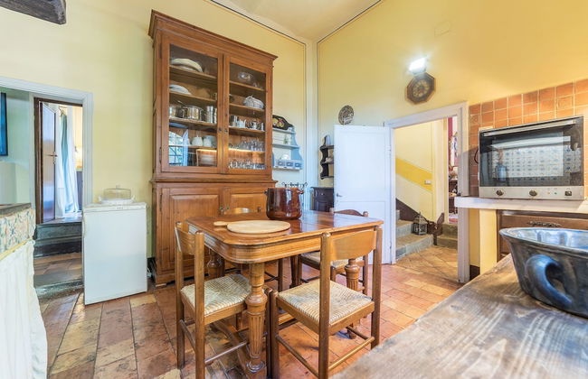 Bomarzo Ancient Villa - Photo 26