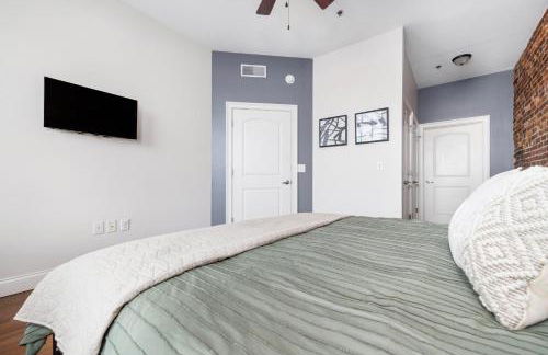 2BR loft condo in downtown Johnson City - Foto 27