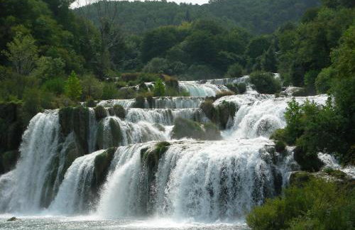 Sunflower-beautiful Modern Apt. w. Terrace&garden - Foto 57