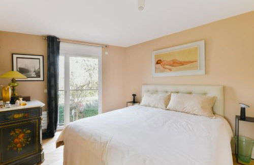 EXIGEHOME-Comme une maison avec jardin et parking privé - Foto 4