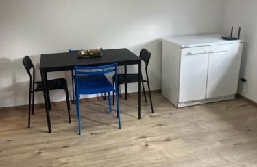 Laubach Apartments - Photo 11