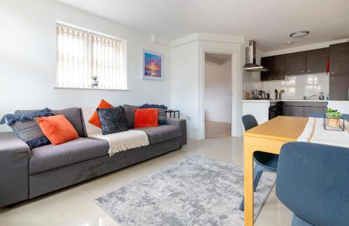 Lovely 2 Bedroom 2 Bathroom Apartment with Parking - Foto 14