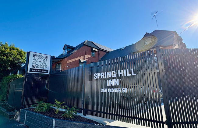 Spring Hill Inn - Photo 1