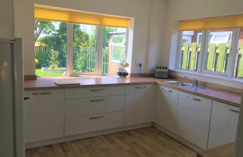 Simla Bungalow, Tetney, Spacious Parking, Private Garden - Foto 23