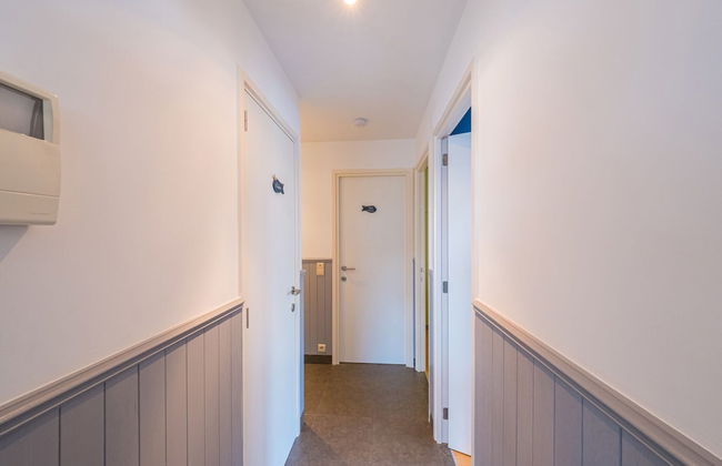 Quiet Apartment With Sunny Terrace - Photo 16