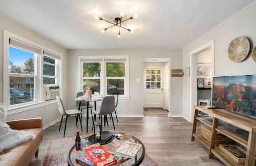 Charming Old Town Bungalow with Free Cruiser Bikes - Foto 34